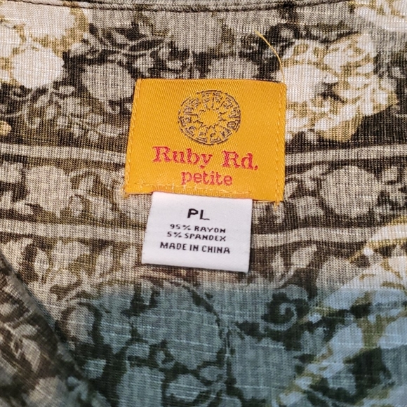 Ruby Rd. Petite Fit Lush Life Olive Green V Neck Knot Front Blouse Size LP NWT - Picture 4 of 5